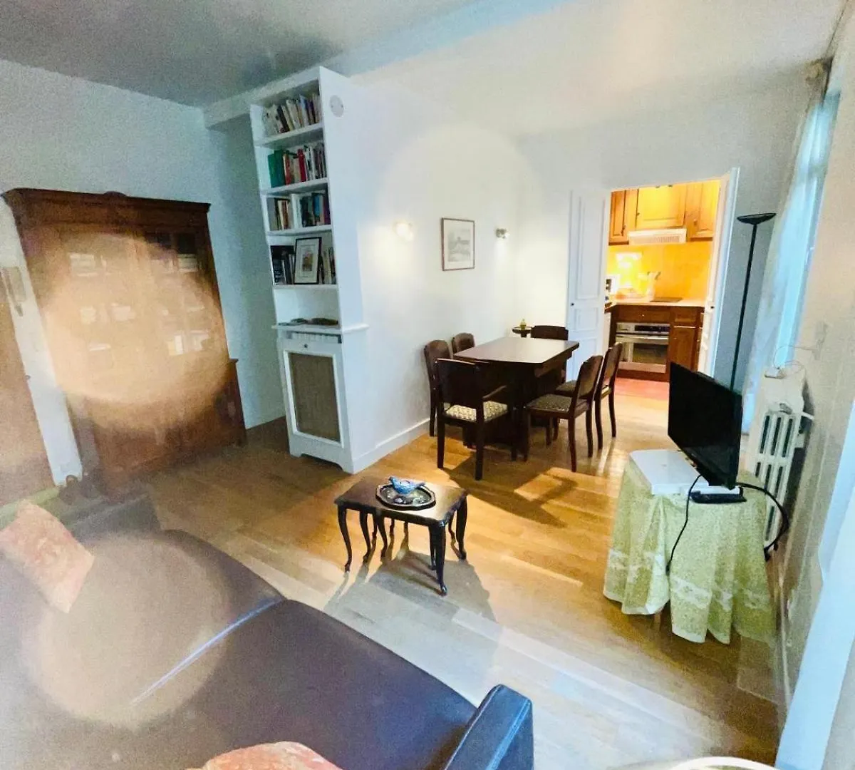Raviere Apartment Paris